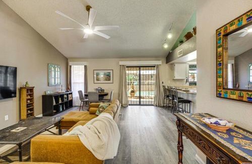 Tucson House | 'Coyote Casa' w/Mtn Views in Tuscon Desert Oasis