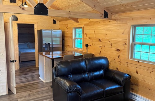 Huntsville Cabin | Coyote Ridge: NEW Private Ranch Cabin for Hunters & Families