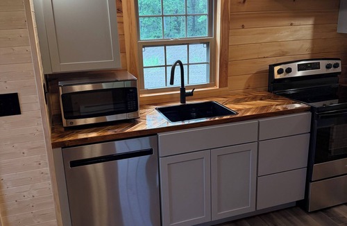 Huntsville Cabin | Coyote Ridge: NEW Private Ranch Cabin for Hunters & Families