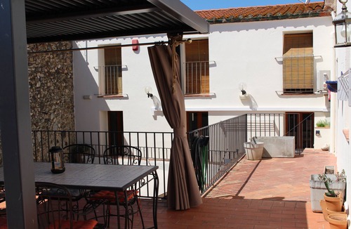 Sant Climent Sescebes House | Cozy cottage THE PATI DE l'Albera located between sea and mountains