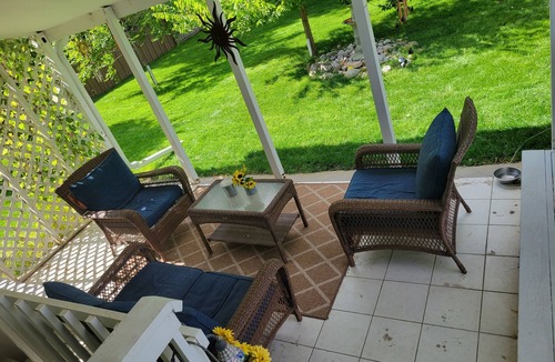 Morrill Apartment | cozey 2 bedroom basement apartment, comfortably located in center Morrill Ne.