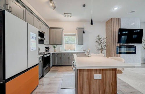 Southeast Houston House | Cozier Oak NRG, Med Ctr & DTWN