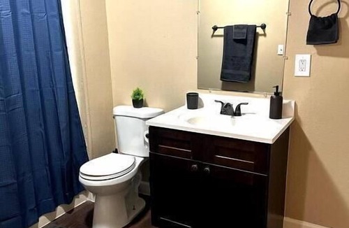 Lakeland Apartment | Cozy 1/1 full apartment