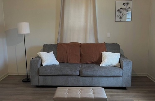 Ste Genevieve House | Cozy 1.5 story bungalow in downtown Ste. Genevieve!