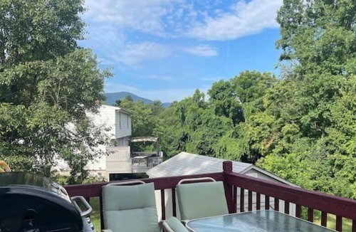 Cave Spring Apartment | Cozy 1 Bed w/ Fast Wifi & Free Parking