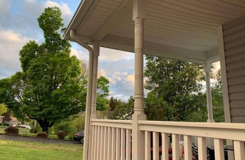 Cave Spring Apartment | Cozy 1 Bed w/ Fast Wifi & Free Parking