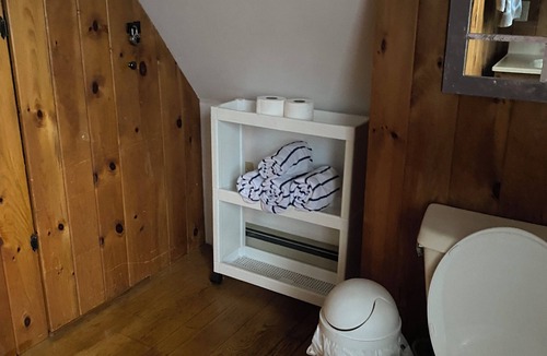 Port Jervis Apartment | Cozy 1-bedroom apartment with AC, WiFi in charming Port Jervis