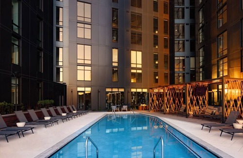 Sobro Apartment | Cozy 1-bedroom apartment with Pool & Parking in Downtown Nashville.