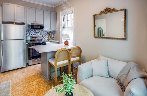East Avenue Apartment | Cozy 1-bedroom Apartment Steps from Park Ave with AC, WiFi