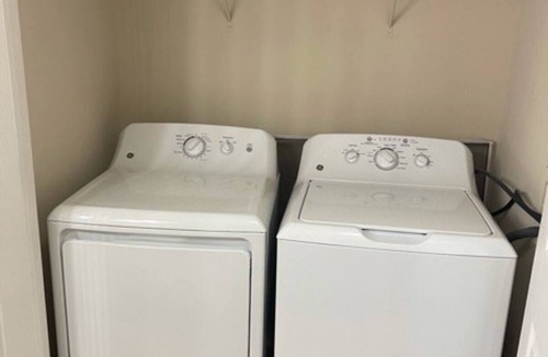 Dunwoody Apartment | Cozy 1 bedroom apartment
