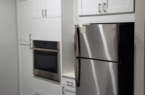 Hathorne Apartment | Cozy 1-bedroom apartment with AC 2 minutes from 95