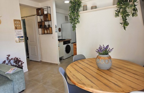 Playa Pobla de Farnals Apartment | Cozy 1-bedroom apartment in lovely VC with WiFi, fitness room