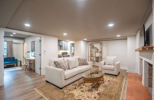 Canton Apartment | Cozy 1-bedroom apartment in marvelous Canton with AC