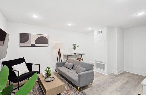Old East Dallas Apartment | Cozy 1-bedroom apartment in welcoming Dallas with WiFi, AC