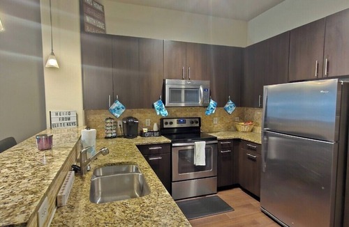 Cityplace Apartment | Cozy 1-bedroom apartment 6 minutes from downtown.