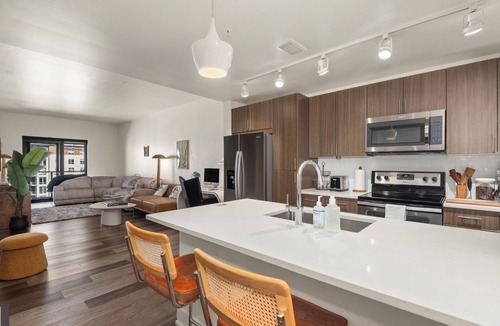Cherry Creek Hotel | Cozy 1-bedroom apartment with AC in serene Denver