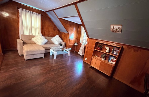 Alden Manor Apartment | Cozy 1-bedroom apartment in enjoyable Elmont with AC, WiFi