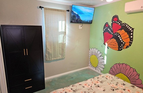 Hobbs Apartment | Cozy 1-bedroom apartment great for long term or short term visits