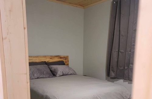 East Haven Apartment | Cozy 1 bedroom apartment