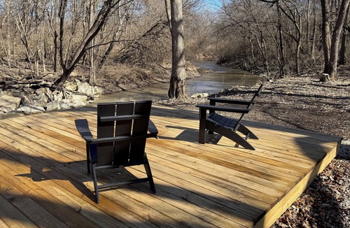 Morris House | Cozy 1-bedroom Bambi Airstream camper on a 56 acre farm with stream and woods.