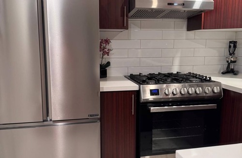 Burlington Apartment | Cozy 1-bedroom basement unit with a full bath and a newly renovated kitchen.