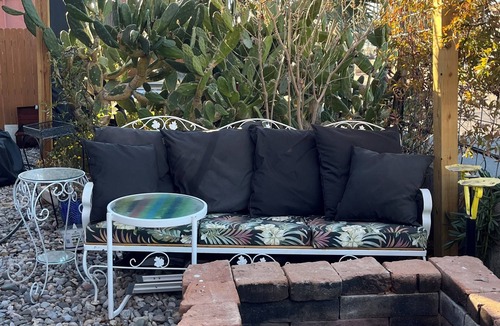 Las Cruces House | Cozy 1-bedroom bungalow in amazing Las Cruces with AC
