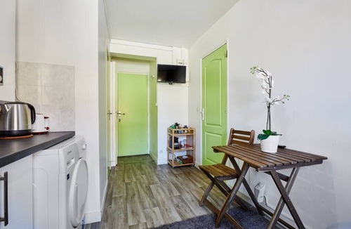 Pantin Apartment | Cozy 1 Bedroom close to Paris