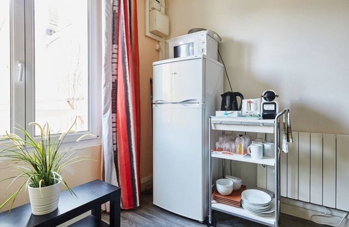 Pantin Apartment | Cozy 1 Bedroom close to Paris