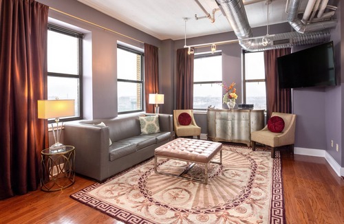 Downtown Niagara Falls Condo | Cozy 1-bedroom condo in fabulous Niagara Falls