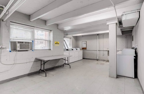 Country Club Plaza Area Apartment | Cozy 1 Bedroom Condo On The Plaza 47