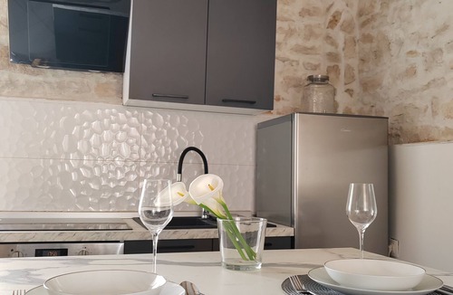 Galizana Cottage | Cozy 1-bedroom cottage with AC, WiFi in charming Galižana