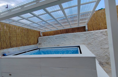 Galizana Cottage | Cozy 1-bedroom cottage with AC, WiFi in charming Galižana