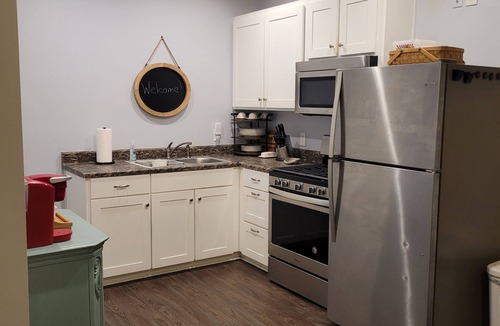 Jesup Cottage | Cozy 1-bedroom cottage in Jesup, GA, with all the amenities of home!