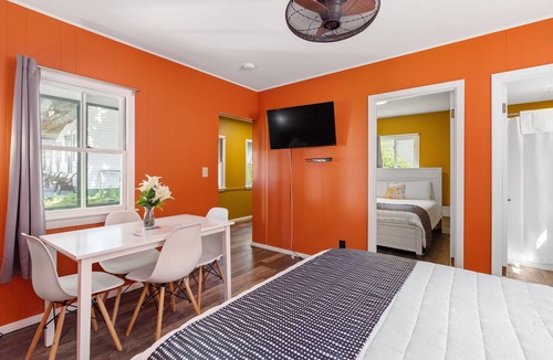 Wells Cabin | Cozy 1 Bedroom Cottage