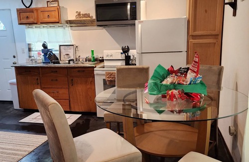 Wichita Falls House | Cozy 1-bedroom Duplex in peaceful Wichita Falls with AC