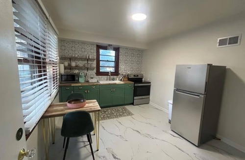 Belleville House | Cozy 1-Bedroom Duplex in Belleville