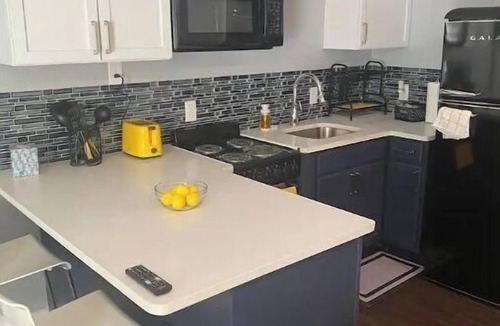 Central Arlington House | Cozy 1 Bedroom Duplex- centrally located!