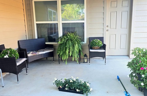 Central Southwest House | Cozy 1-bedroom for rent in pleasant Houston with AC