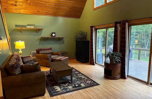 Saranac Lake House | Cozy 1-bedroom house in Lake Clear