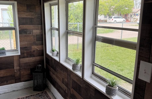 Amelia House | Cozy 1-bedroom house in lovely O'Neill with AC