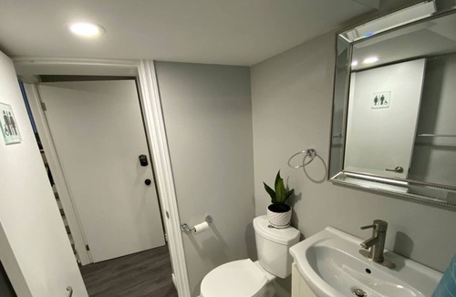 Bendale House | Cozy 1-bedroom lookout basement unit with large windows - close to STC