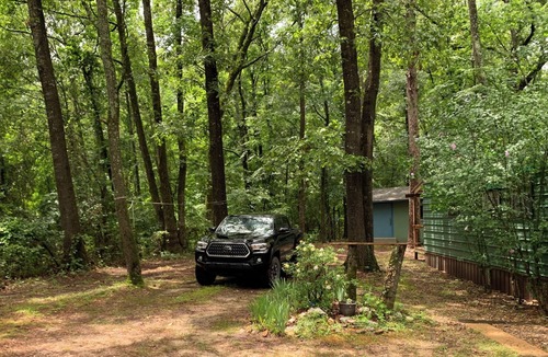 Glenwood House | Cozy 1-bedroom manufactured home with cabin vibe in adorable Glenwood with AC