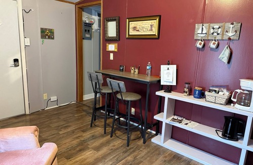 Belvedere House | Cozy 1-bedroom mobile home in terrific North Augusta with AC