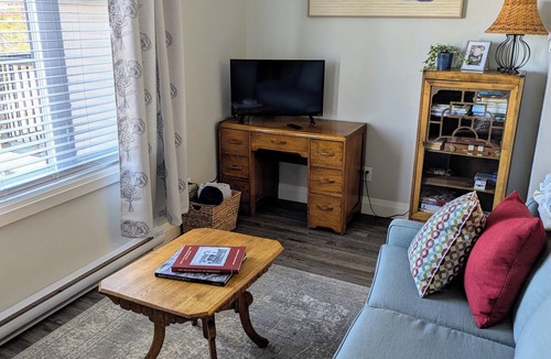 Brighton Apartment | Cozy 1 bedroom on Brighton Bay