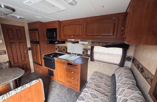Kaycee House | Cozy 1-bedroom recreational vehicle with AC