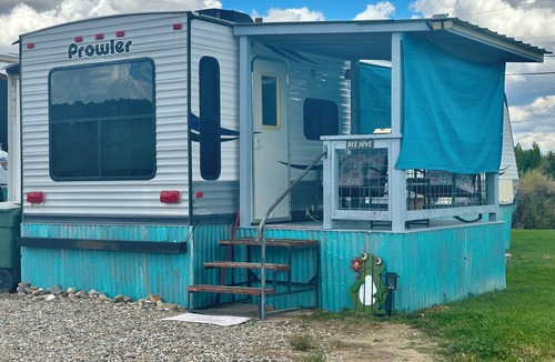 Aztec House | Cozy 1 bedroom RV, pet friendly in fantastic Aztec with Animas River access