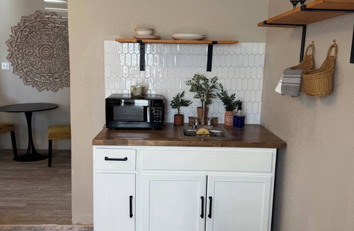 Biggs Field Apartment | Cozy 1-bedroom studio in gorgeous El Paso