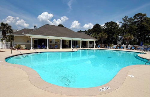 Calabash Apartment | Cozy 1-bedroom studio in Gated Golf Community within minutes of beaches