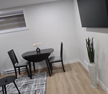 Winnipeg Apartment | Cozy 1-Bedroom Suite Winnipeg
