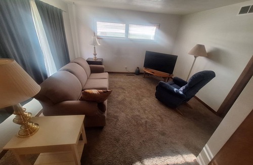 Burlington House | Cozy 1-bedroom house in tranquil West Burlington with AC and Internet.